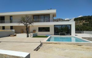 Instalación de Geotermia en Vivienda Unifamiliar Aislada de Alto Standing